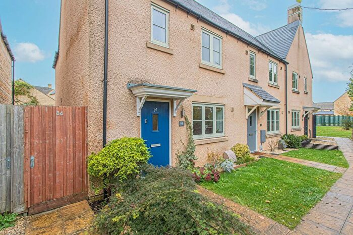 3 Bedroom End Of Terrace House For Sale In Cirencester Road, Tetbury, GL8