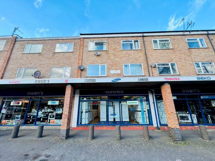 2 Bedroom Flat To Rent In Heralds Court, Warwick, CV34