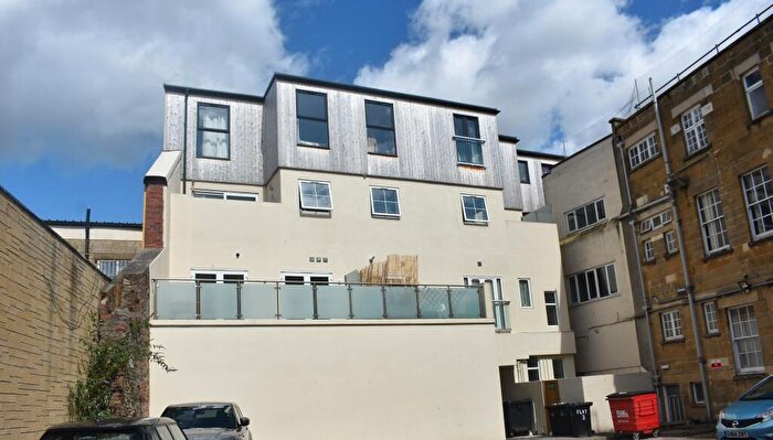 1 Bedroom Apartment To Rent In Central Yeovil, Somerset, BA20