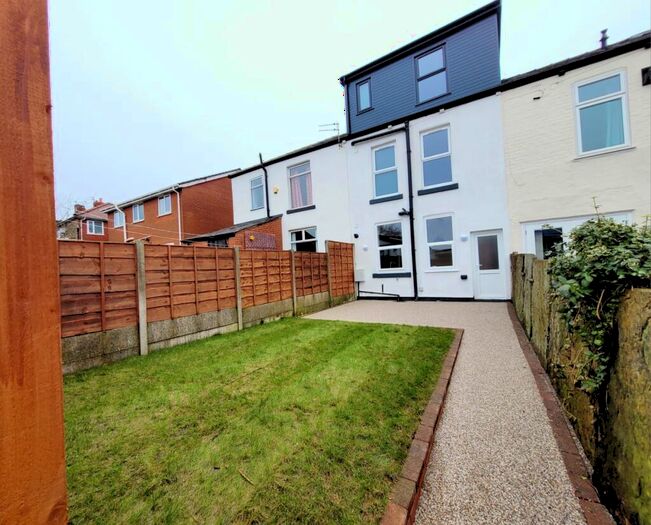3 Bedroom Terraced House To Rent In Old Clough Lane, M28