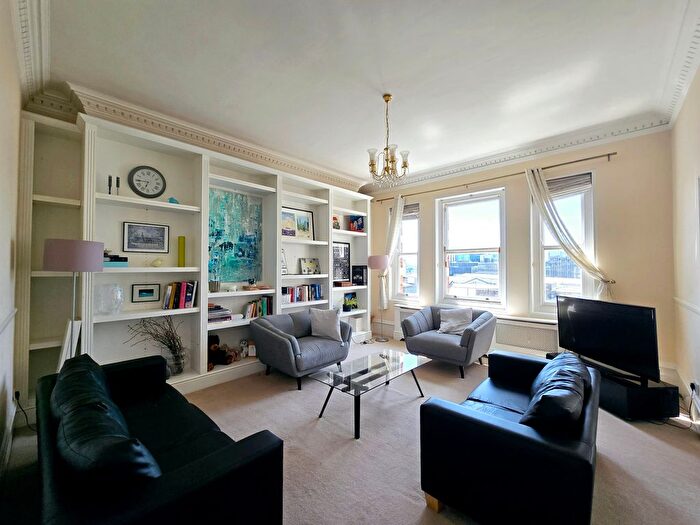 4 Bedroom Flat To Rent In Carlisle Place, Victoria, SW1P