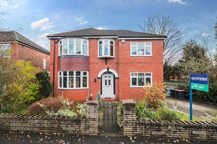 4 Bedroom Detached House For Sale In Worsley Road, Swinton, Manchester, M27