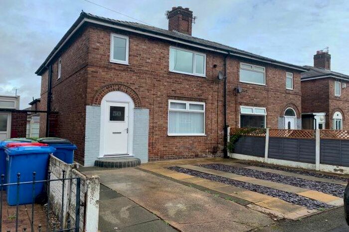4 Bedroom Property To Rent In Morris Avenue, Warrington, WA4