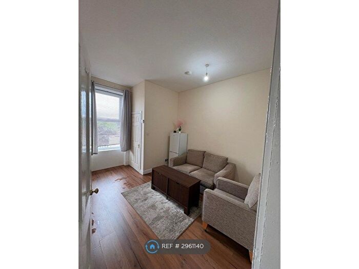 2 Bedroom Flat To Rent In Bonnyton Road, Kilmarnock, KA1