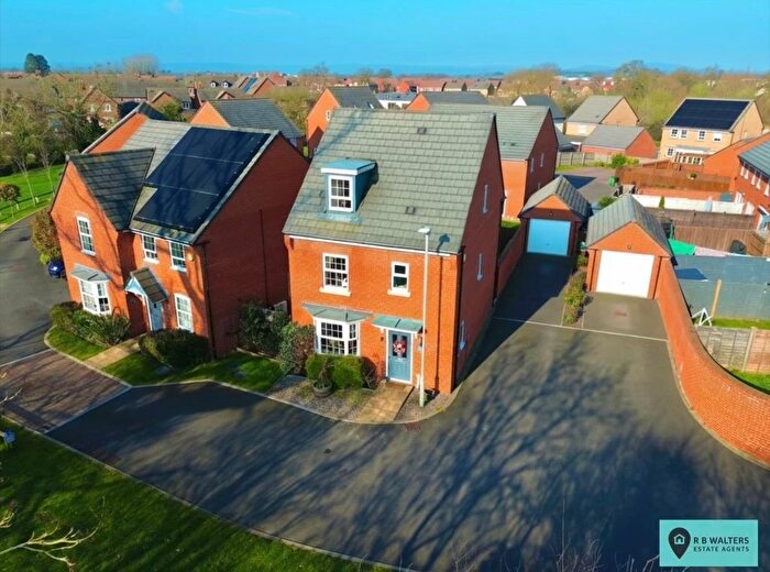 4 Bedroom Detached House For Sale In Lutra Close, Hardwicke, GL2