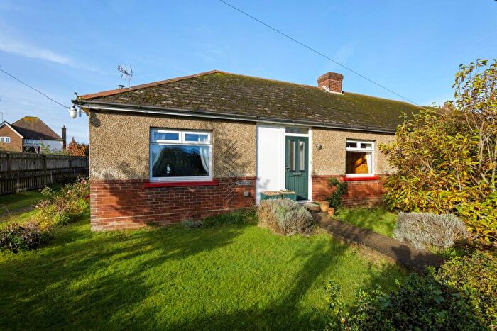 2 Bedroom Semi-Detached Bungalow For Sale In Park Lane, Elham, Canterbury, CT4
