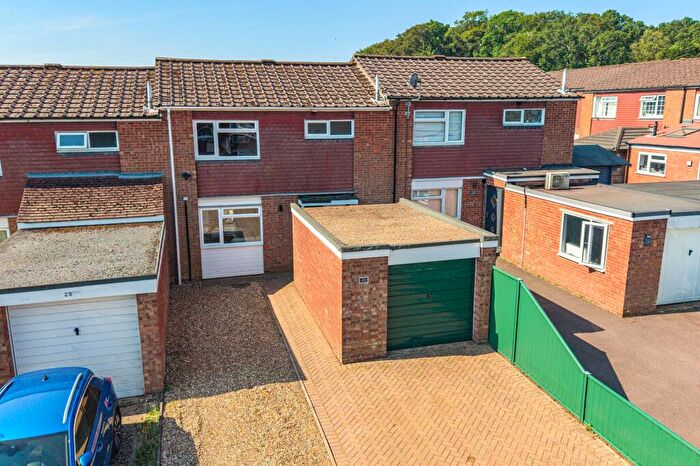 3 Bedroom Terraced House For Sale In Oakwood, Flackwell Heath, HP10
