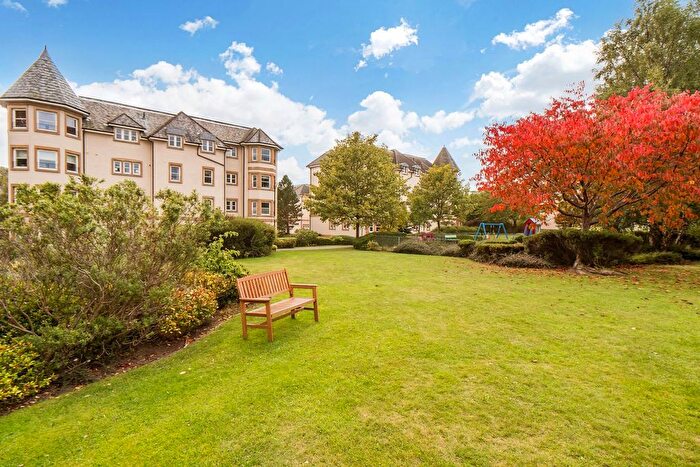 2 Bedroom Flat For Sale In Rattray Drive, Edinburgh, EH10