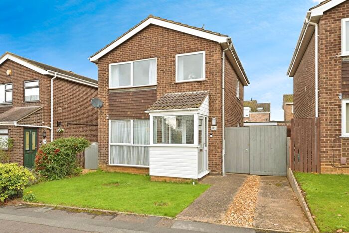 3 Bedroom Detached House For Sale In Sherwood Avenue, Northampton, NN2