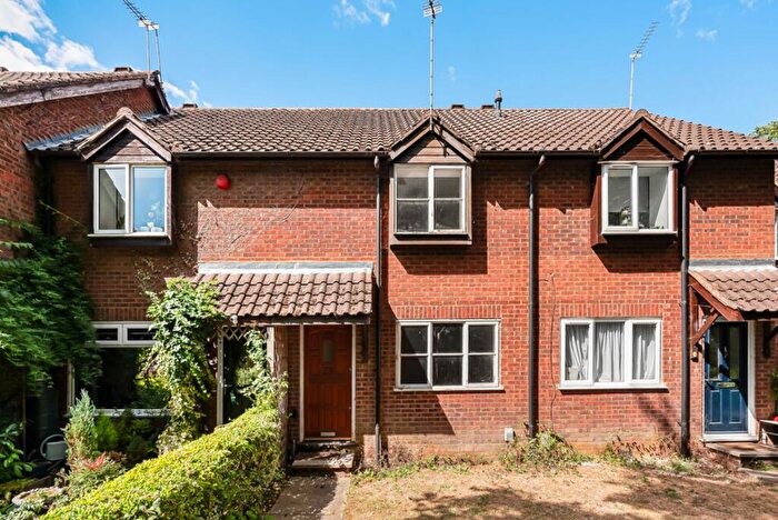 2 Bedroom Terraced House For Sale In Oak Tree Close, Hertford, SG13