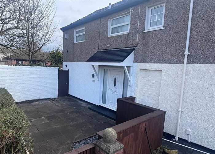 3 Bedroom Semi Detached House For Sale In Mottram Close, Kirkby, L33