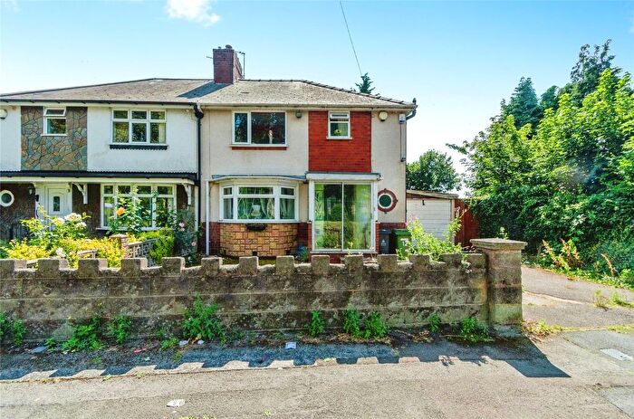 3 Bedroom Semi-Detached House For Sale In Herberts Park Road, Wednesbury, West Midlands, WS10