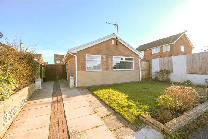 2 Bedroom Bungalow For Sale In Felton Close, Moreton, Wirral, CH46