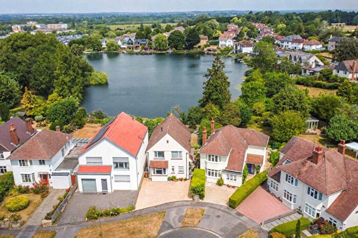 4 Bedroom Detached House For Sale In Carey Close, North Oxford, OX2