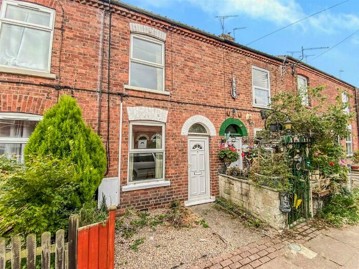 3 Bedroom Terraced House To Rent In , Hind Street Retford, DN22