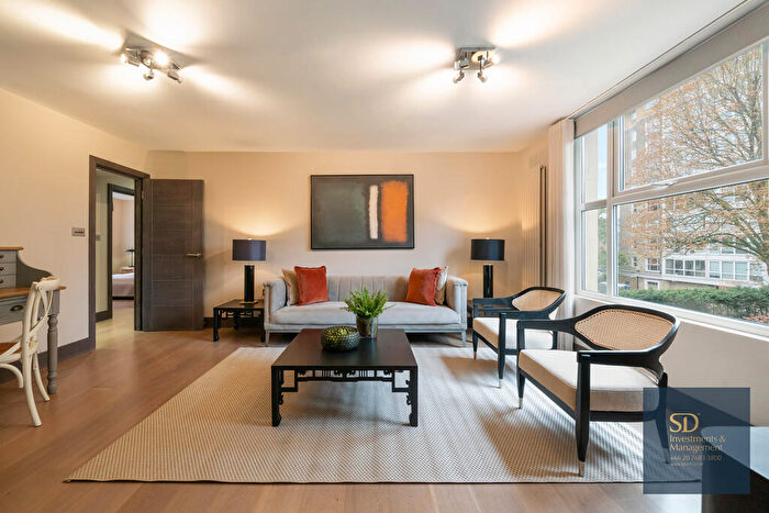 3 Bedroom Apartment To Rent In St. Johns Wood Park, London, NW8