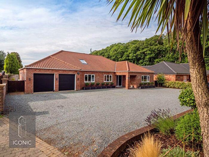 5 Bedroom Detached House For Sale In Shortthorn Road, Stratton Strawless, Norwich, NR10