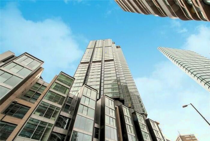 2 Bedroom Flat To Rent In Valencia Tower, Bollinder Place, London, EC1V