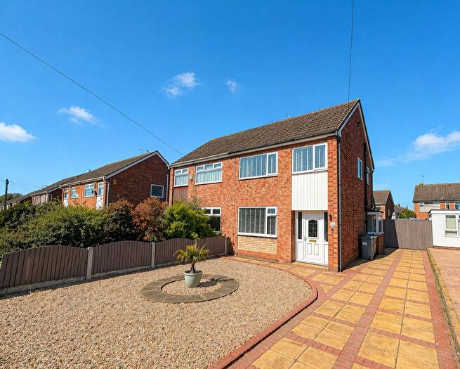 3 Bedroom Semi Detached House For Sale In Prestbury Avenue, Prenton, CH43