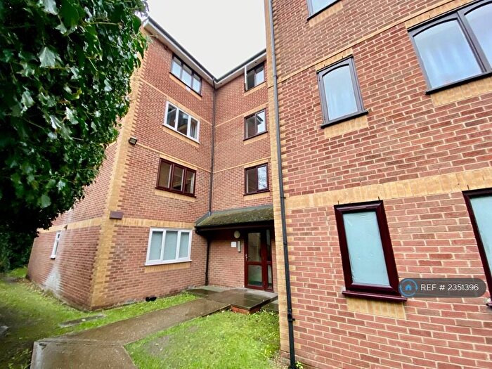 1 Bedroom Flat To Rent In Jack Clow Road, London, E15