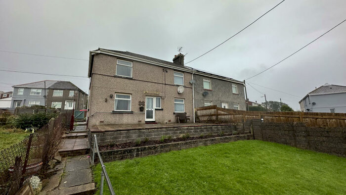3 Bedroom House For Sale In Sychbant Avenue, Maesteg, Mid Glamorgan, CF34