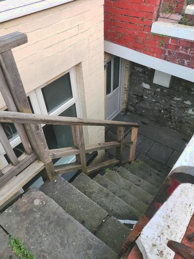 1 Bedroom Flat To Rent In North Road, Ferndale CF43