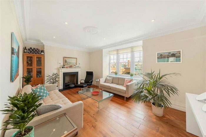 4 Bedroom Flat To Rent In Palliser Court, Palliser Road, W14