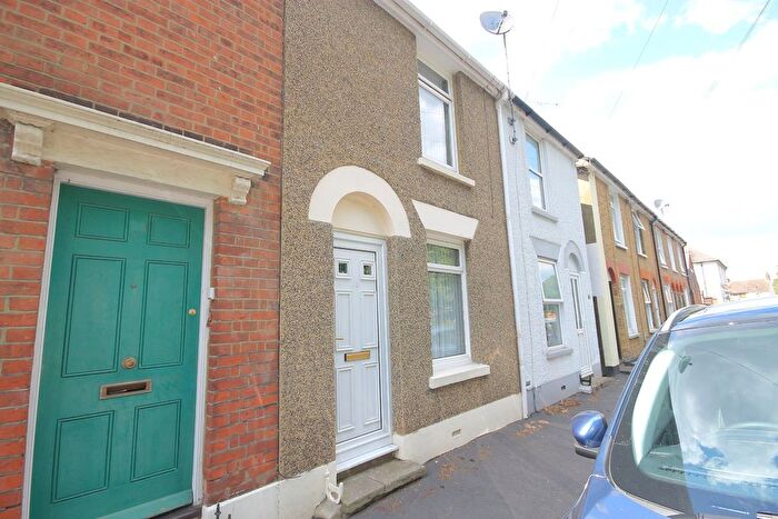 2 Bedroom Terraced House To Rent In Park Road, Faversham, ME13