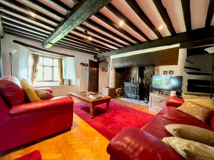 3 Bedroom Detached House For Sale In Glascoed, Usk, NP4