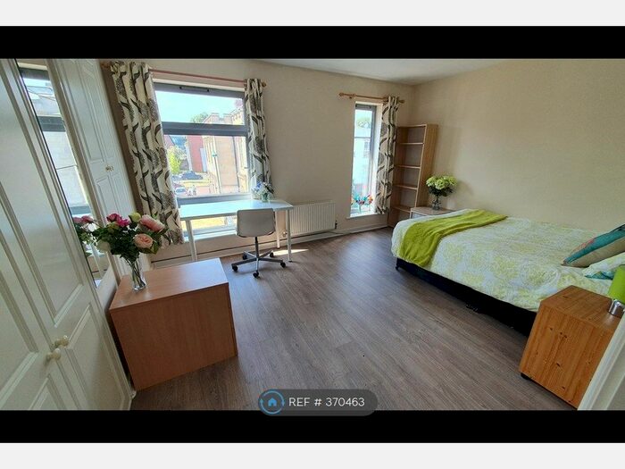 4 Bedroom Terraced House To Rent In Nazareth Road, Nottingham, NG7