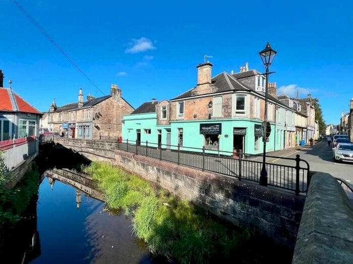 1 Bedroom Flat To Rent In Bridge Street, Strathaven, ML10