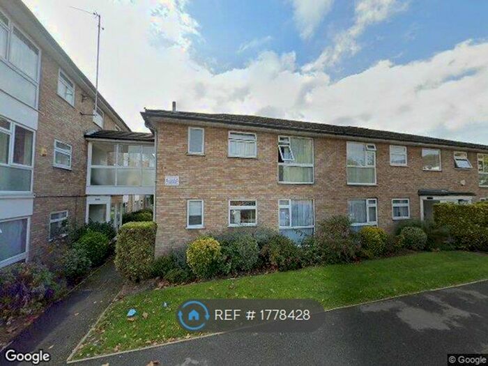 2 Bedroom Flat To Rent In Nigel Close, Northolt, UB5