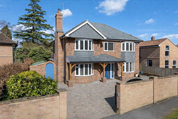 4 Bedroom Detached House For Sale In The Horseshoe, York, YO24