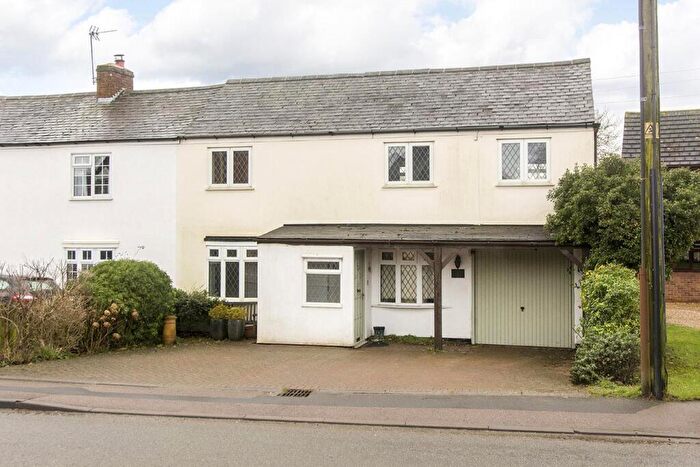 3 Bedroom Cottage To Rent In Station Road, North Kilworth, Lutterworth, LE17