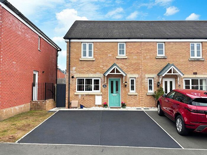 3 Bedroom End Terrace House For Sale In Maes Y Glo, Llanelli, SA14