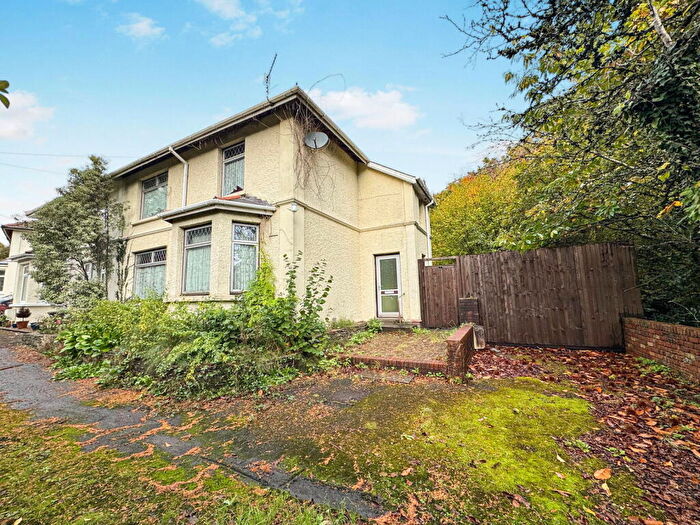 3 Bedroom Semi-Detached House For Sale In Nelson Road, Ystrad Mynach, Hengoed, CF82