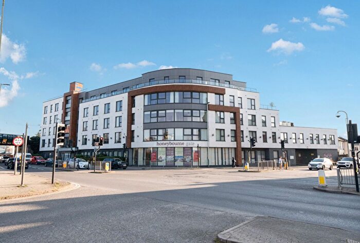 2 Bedroom Flat For Sale In Gloucester Road, Cheltenham, Gloucestershire, GL51