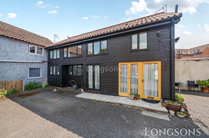 3 Bedroom Barn Conversion For Sale In Lynn Mews, Lynn Street, PE37