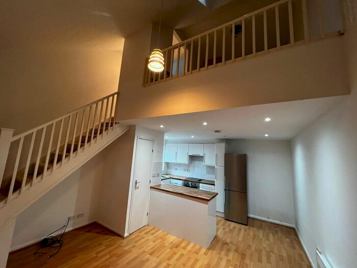 1 Bedroom Semi-Detached House To Rent In Cobb Close, Datchet, Slough, SL3