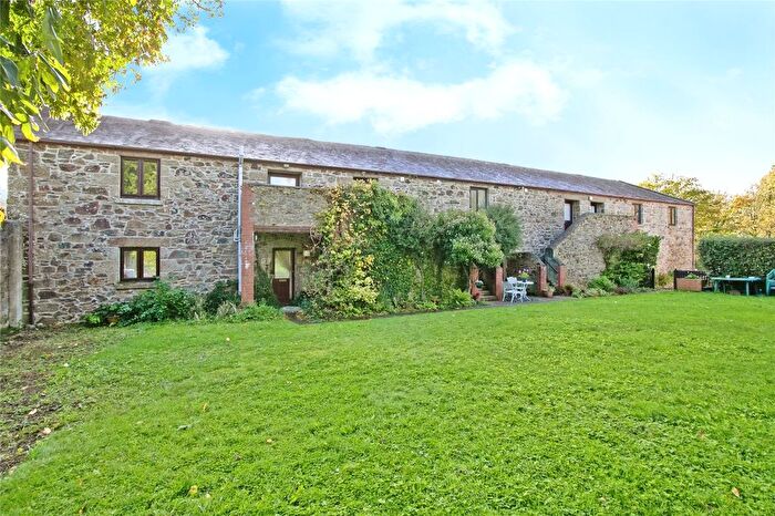 1 Bedroom Flat For Sale In Crowlas, Penzance, Cornwall, TR20