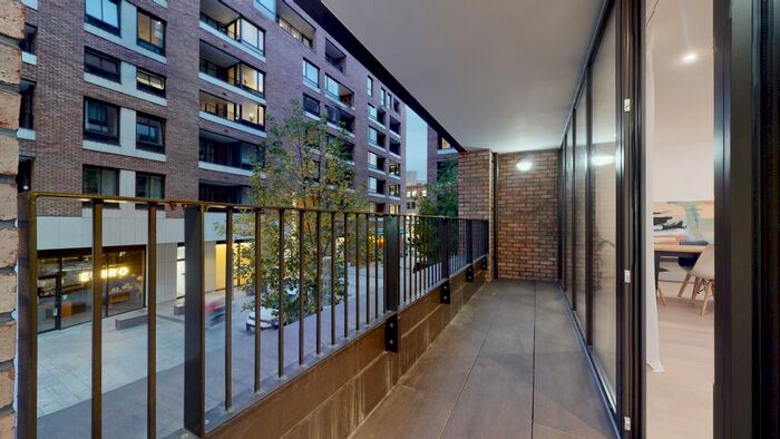 3 Bedroom Flat To Rent In Gorsuch Place, London, E2