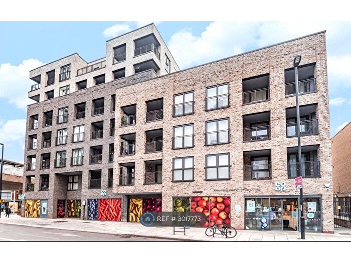 2 Bedroom Flat To Rent In Deptford Bridge, London, SE8