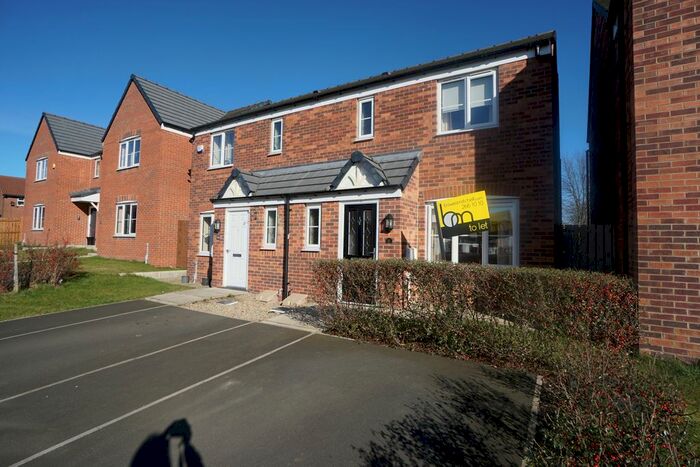 3 Bedroom Semi-Detached House To Rent In Greenacres, Killingworth, NE12