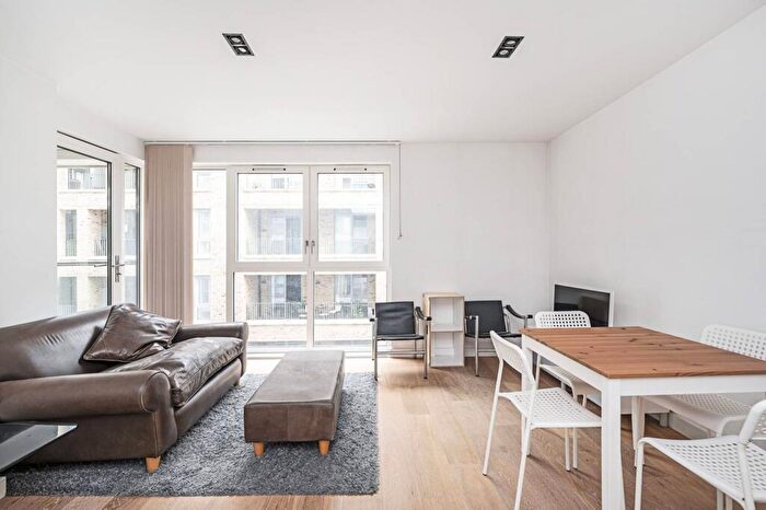 1 Bedroom Flat To Rent In Avantgarde Place, Shoreditch, London, E1