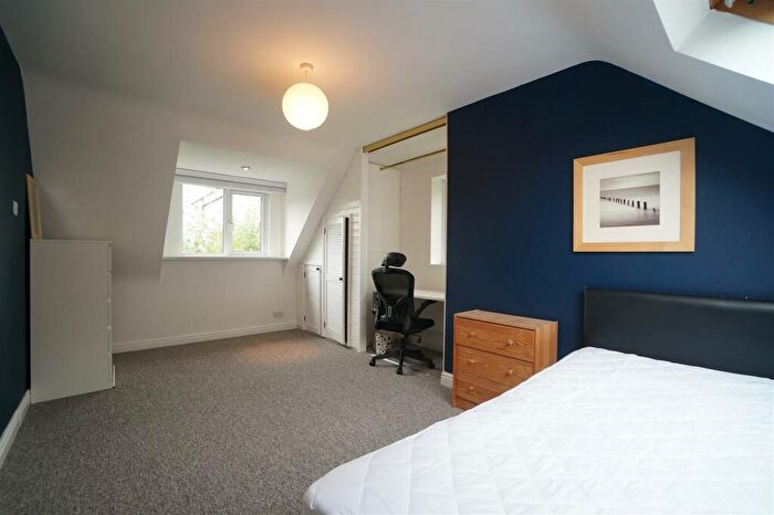 5 Bedroom House To Rent In Edge Hill, Bangor, LL57