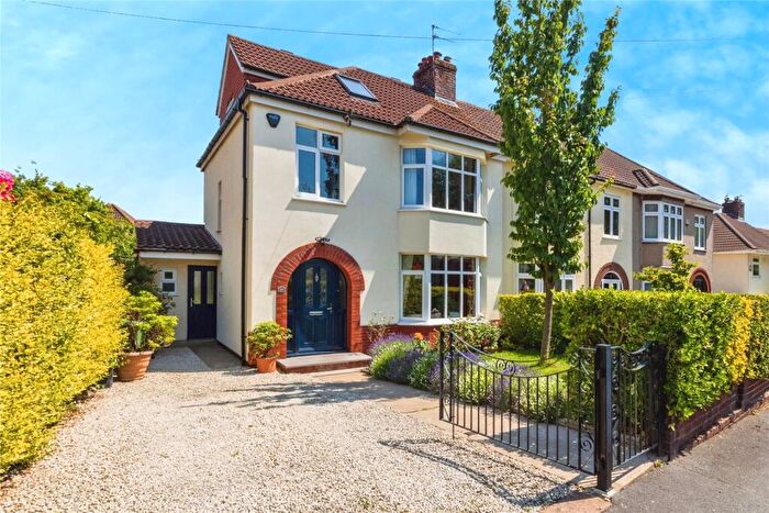 4 Bedroom End Of Terrace House For Sale In Water Lane, Brislington, Bristol, BS4