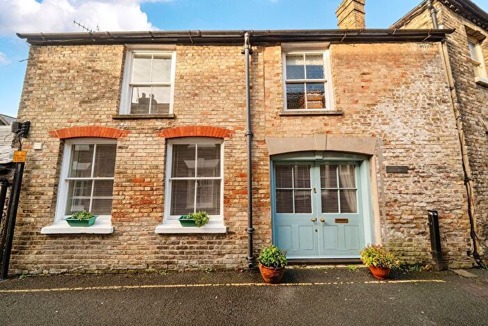 1 Bedroom Terraced House For Sale In Sandwich, CT13