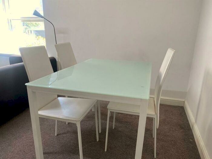 5 Bedroom Private Hall To Rent In Flat, Pitt Street, Lancaster, LA1