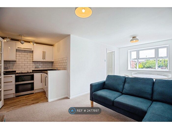 2 Bedroom Flat To Rent In Henry Doulton Drive, London, SW17
