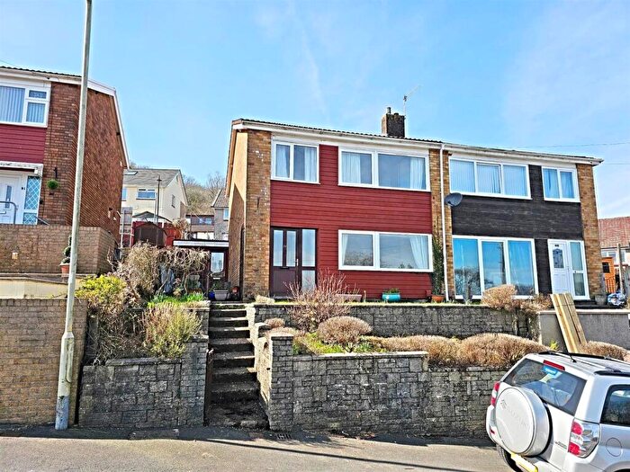 3 Bedroom Semi-Detached House For Sale In Coed Isaf Road, Maesycoed, Pontypridd, CF37
